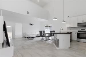 3702 WIGGINS LEAF STREET, TAMPA, FL 33619 - MLS#MFRTB8513246