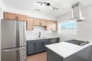 695 41ST STREET, ST PETERSBURG, FL 33713 - MLS#MFRTB8513258