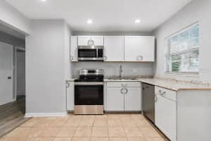 2927 BANZA STREET, TAMPA, FL 33605 - MLS#MFRTB8513299
