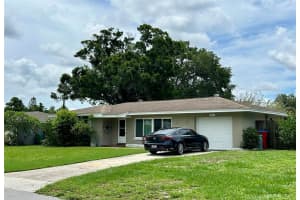 1615 PINEWOOD DRIVE, CLEARWATER, FL 33756 - MLS#MFRTB8513334