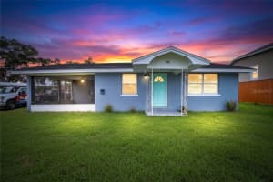 304 4TH AVENUE, RUSKIN, FL 33570 - MLS#MFRTB8513357
