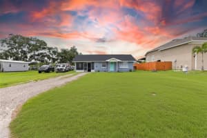 304 4TH AVENUE, RUSKIN, FL 33570 - MLS#MFRTB8513357