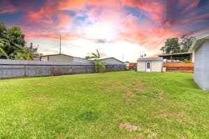 304 4TH AVENUE, RUSKIN, FL 33570 - MLS#MFRTB8513357