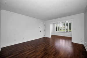8301 BARDMOOR BOULEVARD, SEMINOLE, FL 33777 - MLS#MFRTB8513533