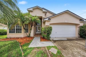 10238 CHARLESTON CORNER ROAD, TAMPA, FL 33635 - MLS#MFRTB8513603