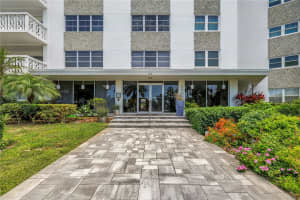 1100 SHORE DRIVE, ST PETERSBURG, FL 33701 - MLS#MFRTB8513610