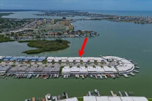 580 Boca Ciega Point Blvd S #1, ST PETERSBURG