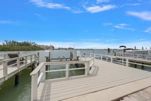 580 BOCA CIEGA POINT BOULEVARD, ST PETERSBURG, FL 33708 - MLS#MFRTB8513734
