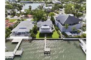 1832 VENETIAN POINT DRIVE, CLEARWATER, FL 33755 - MLS#MFRTB8513769
