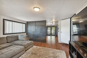 4437 BAY AVENUE, TAMPA, FL 33616 - MLS#MFRTB8513982