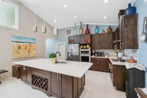4527 REDCOAT DRIVE, WESLEY CHAPEL, FL 33543 - MLS#MFRTB8514000