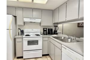 5054 TERRACE CLUB LANE #101, TAMPA, FL 33617 - MLS#MFRTB8514084