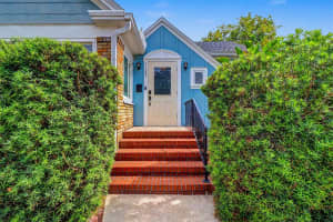 1127 22ND AVENUE, ST PETERSBURG, FL 33704 - MLS#MFRTB8514107
