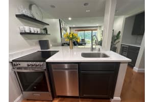 36750 US HIGHWAY 19 N #16-105, PALM HARBOR, FL 34683 - MLS#MFRTB8514137