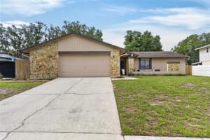 703 Isleton Dr, BRANDON 703 Isleton Dr, BRANDON