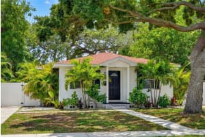 824 59TH AVE NE, ST PETERSBURG, FL 33703 - MLS#MFRTB8514317