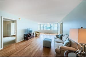 5130 BRITTANY DRIVE, ST PETERSBURG, FL 33715 - MLS#MFRTB8514342