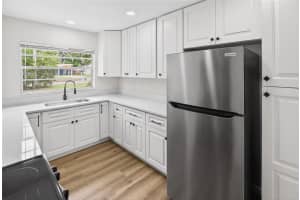 25342 CARNOUSTIE DRIVE, SORRENTO, FL 32776 - MLS#MFRTB8514360