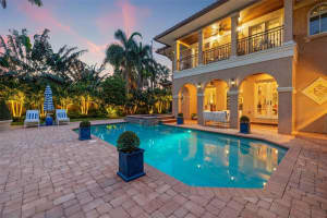 1124 SEVILLE LANE, ST PETERSBURG, FL 33704 - MLS#MFRTB8514480