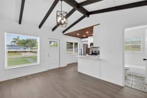679 71ST AVE NORTH AVENUE, ST PETERSBURG, FL 33702 - MLS#MFRTB8514518