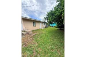 830 55TH AVENUE, ST PETERSBURG, FL 33705 - MLS#MFRTB8514646