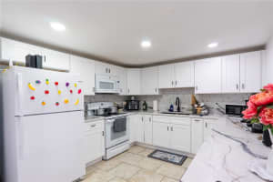 8819 BROAD STREET, TAMPA, FL 33615 - MLS#MFRTB8514674