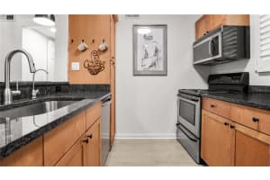 2500 WINDING CREEK BOULEVARD, CLEARWATER, FL 33761 - MLS#MFRTB8514708