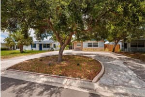 511 74TH AVENUE, ST PETERSBURG, FL 33702 - MLS#MFRTB8514956