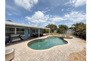 2100 8TH AVENUE, LARGO, FL 33770 - MLS#MFRTB8515095