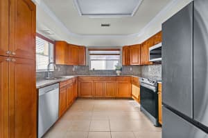 3945 FONTAINEBLEAU DRIVE, TAMPA, FL 33634 - MLS#MFRTB8515141