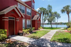 9130 LAKE CHASE ISLAND WAY, TAMPA, FL 33626 - MLS#MFRTB8515159