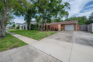 8235 VASSAR CIRCLE, TAMPA, FL 33634 - MLS#MFRTB8515171