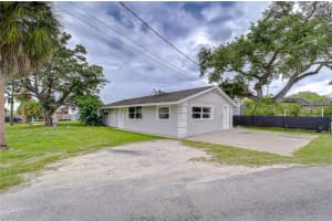 204 7TH STREET, RUSKIN, FL 33570 - MLS#MFRTB8515203