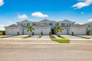 17420 Moonflower Dr #102, VENICE