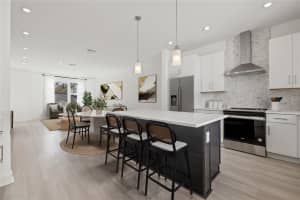 305 15TH STREET, ST PETERSBURG, FL 33705 - MLS#MFRTB8515319