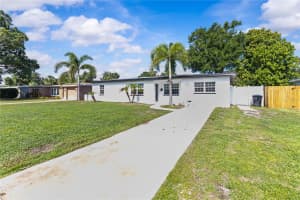 2090 75TH STREET, ST PETERSBURG, FL 33710 - MLS#MFRTB8515343