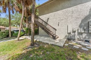 6345 NEWTOWN CIRCLE, TAMPA, FL 33615 - MLS#MFRTB8515502