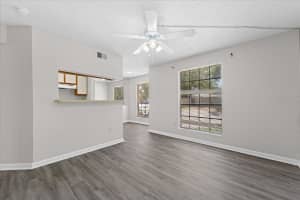 8641 FANCY FINCH DRIVE, TAMPA, FL 33614 - MLS#MFRTB8515508