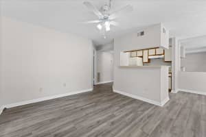 8641 FANCY FINCH DRIVE, TAMPA, FL 33614 - MLS#MFRTB8515508