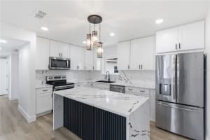 907 LEISURE AVENUE, TAMPA, FL 33613 - MLS#MFRTB8515564
