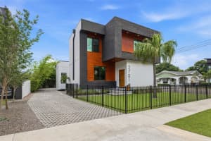 2701 POPLAR AVENUE, TAMPA, FL 33602 - MLS#MFRTB8515646