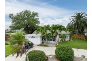 55 A DOLPHIN DRIVE, ST PETERSBURG, FL 33706 - MLS#MFRTB8515656