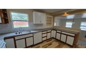 425 40TH AVENUE, ST PETERSBURG, FL 33703 - MLS#MFRTB8515678