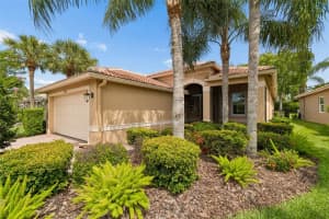 15790 CRYSTAL WATERS DRIVE, WIMAUMA, FL 33598 - MLS#MFRTB8515684