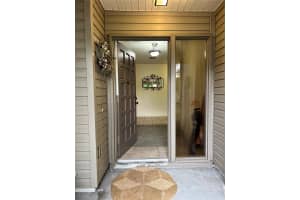 15614 FARNSWORTH LANE, TAMPA, FL 33624 - MLS#MFRTB8515723