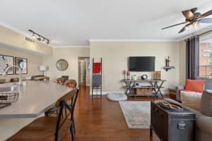 9356 LAKE CHASE ISLAND WAY, TAMPA, FL 33626 - MLS#MFRTB8515779