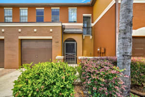 1048 TULLAMORE DRIVE, WESLEY CHAPEL, FL 33543 - MLS#MFRTB8515911