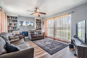 4601 EMERALD AVENUE, TAMPA, FL 33614 - MLS#MFRTB8515921
