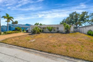 7932 2ND AVENUE, ST PETERSBURG, FL 33707 - MLS#MFRTB8515978