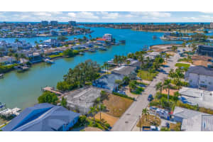 7932 2ND AVENUE, ST PETERSBURG, FL 33707 - MLS#MFRTB8515978